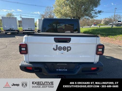 Bright White Clearcoat 2021 Jeep Gladiator 80th Anniversary 4x4