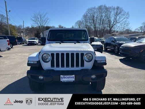 Bright White Clearcoat 2021 Jeep Gladiator 80th Anniversary 4x4