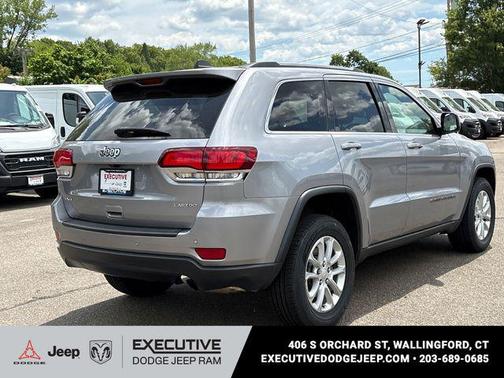 Billet Silver Metallic Clearcoat 2021 Jeep Grand Cherokee Laredo