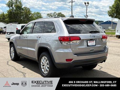 Billet Silver Metallic Clearcoat 2021 Jeep Grand Cherokee Laredo