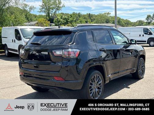 Diamond Black Crystal Pearlcoat 2023 Jeep Compass High Altitude