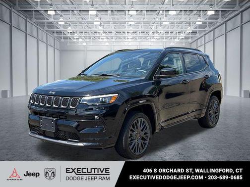 Diamond Black Crystal Pearlcoat 2023 Jeep Compass High Altitude