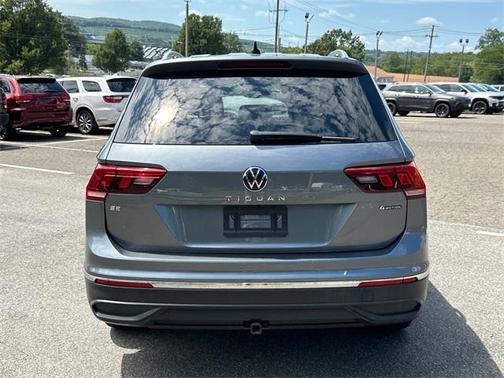 2022 Volkswagen Tiguan 2.0T SE 4MOTION