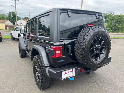 2024 Jeep Wrangler 4xe Willys