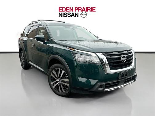 2023 Nissan Pathfinder Platinum 4WD