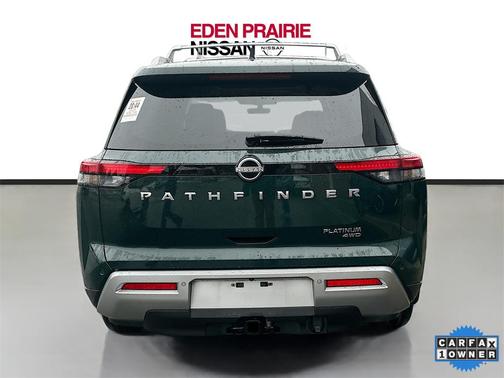 2023 Nissan Pathfinder Platinum 4WD