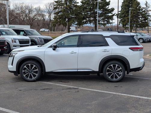 White 2026 Nissan Pathfinder Platinum