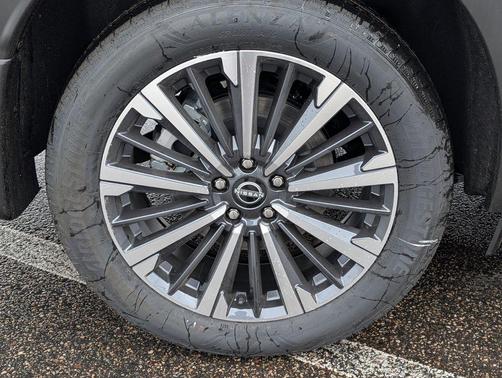 Gray / Black 2026 Nissan Pathfinder Platinum