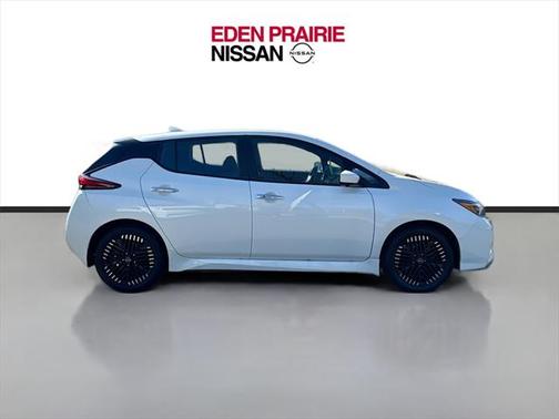 2023 Nissan Leaf SV PLUS 60 kWh
