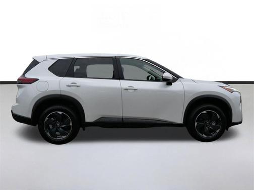 White Pearl 2024 Nissan Rogue SV