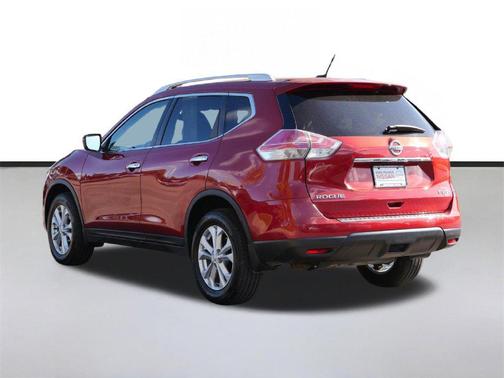 Cayenne Red 2016 Nissan Rogue SV