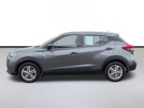 Gun Metallic 2020 Nissan Kicks S