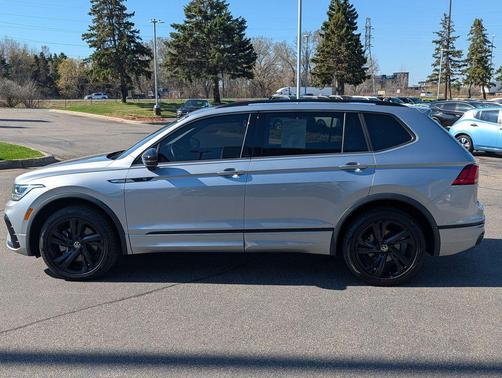 2023 Volkswagen Tiguan 2.0T SE R-Line Black 4MOTION