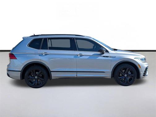 2023 Volkswagen Tiguan 2.0T SE R-Line Black 4MOTION
