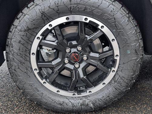 White 2026 Nissan Pathfinder Rock Creek