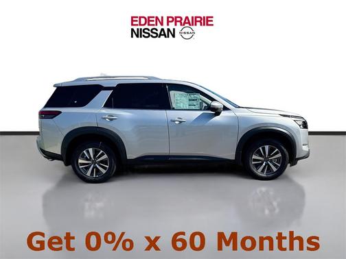 2025 Nissan Pathfinder SL 4WD