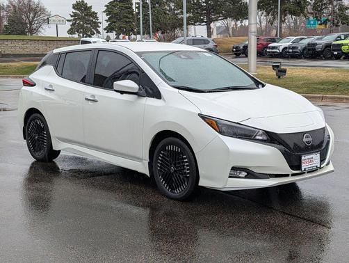 2024 Nissan Leaf SV PLUS