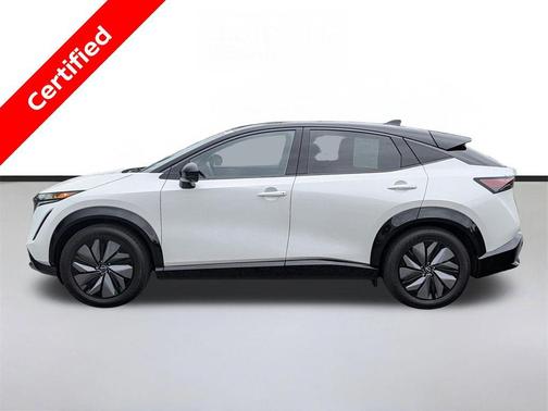 Black Diamond Pearl 2025 Nissan ARIYA EVOLVE+