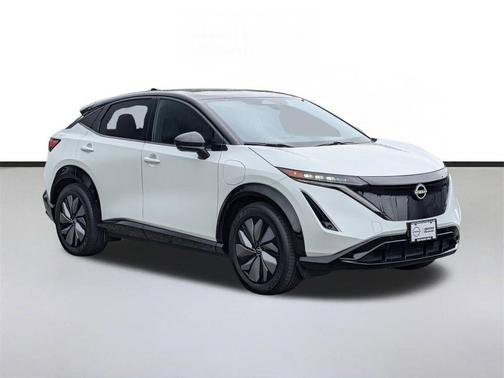 Black Diamond Pearl 2025 Nissan ARIYA EVOLVE+