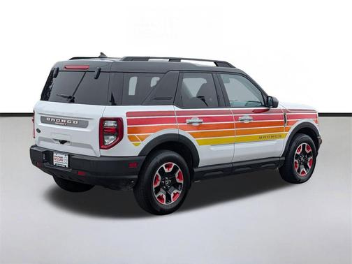 Oxford White 2024 Ford Bronco Sport Free Wheeling
