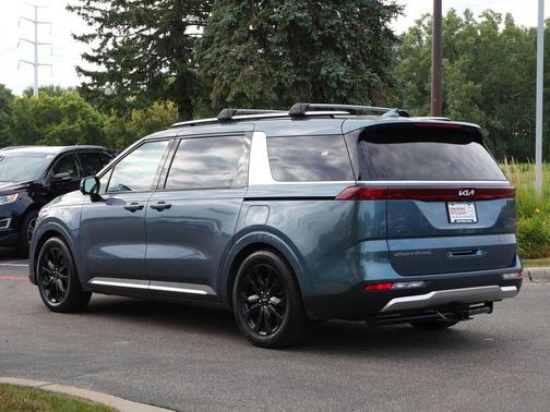 Astra Blue 2022 Kia Carnival SX
