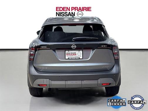 2025 Nissan Kicks SV