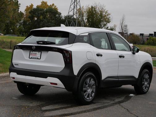 Fresh Powder 2025 Nissan Kicks S
