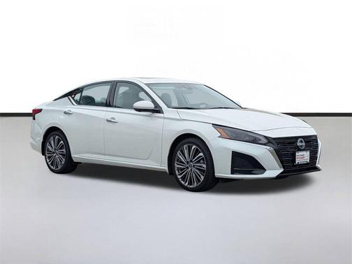 2024 Nissan Altima 2.5 SL