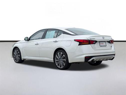2024 Nissan Altima 2.5 SL