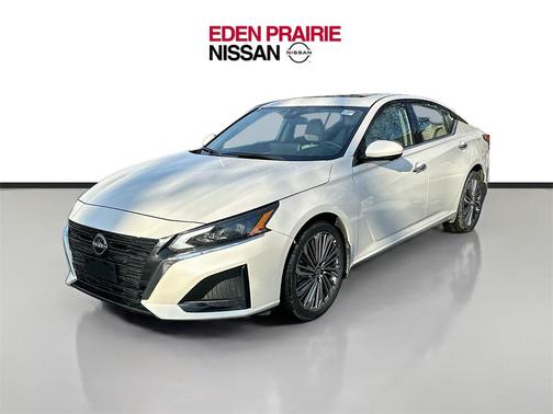 2024 Nissan Altima 2.5 SL