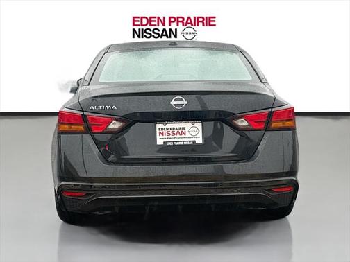 2025 Nissan Altima S FWD