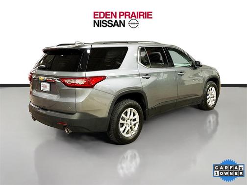 2021 Chevrolet Traverse LT Leather