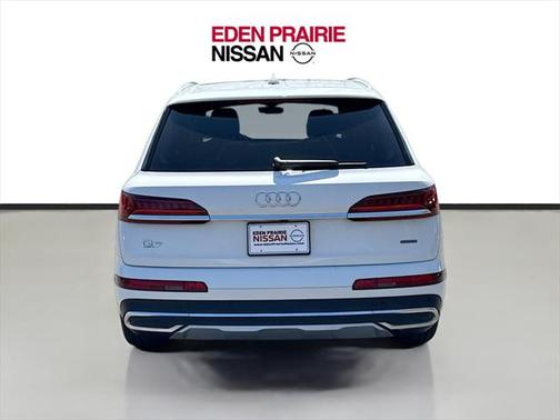 2023 Audi Q7 55 Premium Plus