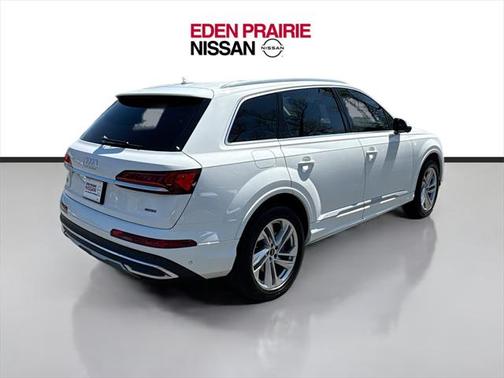 2023 Audi Q7 55 Premium Plus