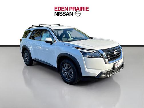 2025 Nissan Pathfinder SV 4WD