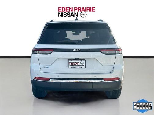 2022 Jeep Grand Cherokee 4xe Base