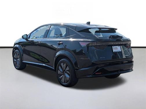 Black Diamond Pearl 2023 Nissan ARIYA ENGAGE
