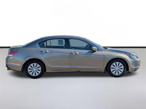 Gold 2009 Honda Accord 2.4 LX