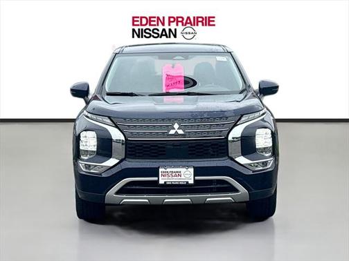 2023 Mitsubishi Outlander SE Special Edition 2WD