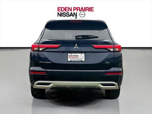 2023 Mitsubishi Outlander SE Special Edition 2WD