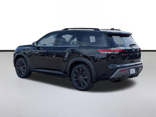 Super Black 2026 Nissan Pathfinder SL