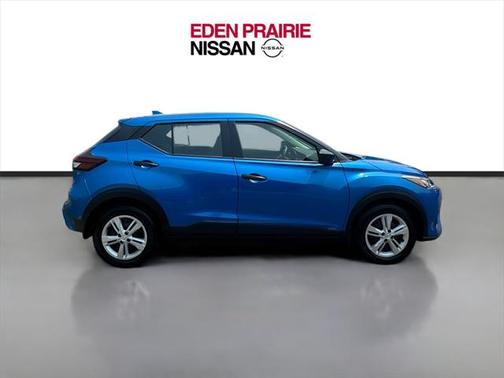 2022 Nissan Kicks S