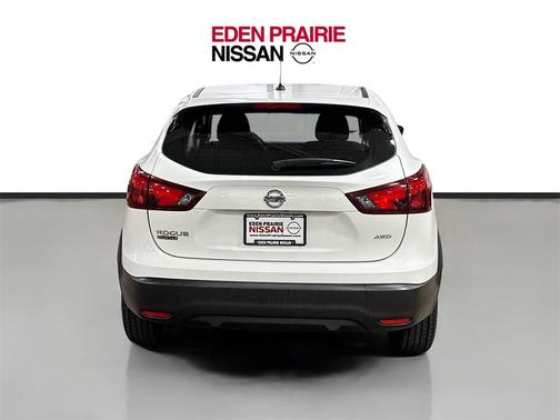 2018 Nissan Rogue Sport S