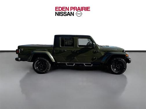 2022 Jeep Gladiator Sport