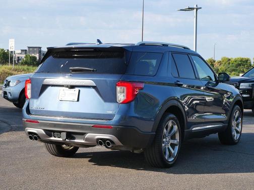 Blue Metallic 2020 Ford Explorer Platinum
