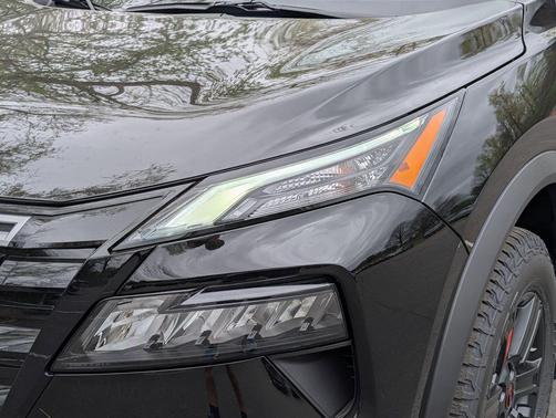 Super Black 2026 Nissan Rogue Rock Creek