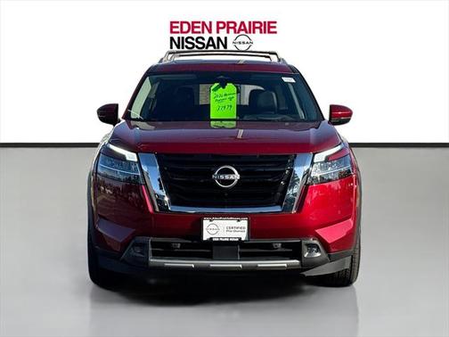 2022 Nissan Pathfinder Platinum 4WD