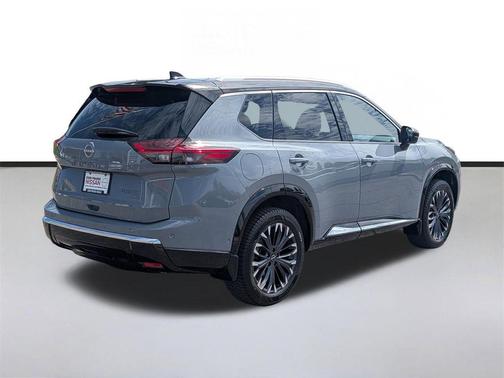 Boulder Gray Pearl/Super Black 2024 Nissan Rogue Platinum