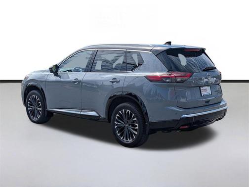 Boulder Gray Pearl/Super Black 2024 Nissan Rogue Platinum