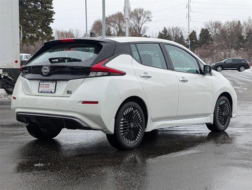 2023 Nissan Leaf SV PLUS 60 kWh
